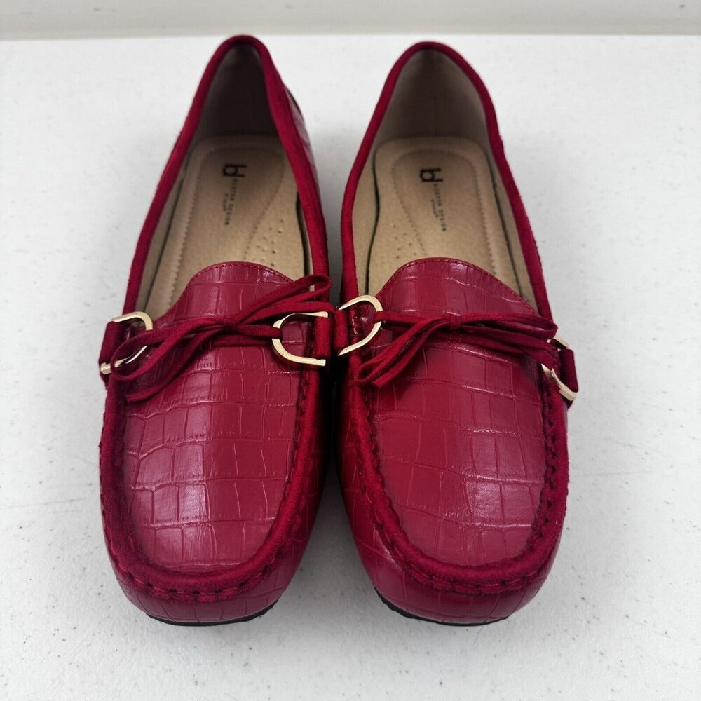 BOSTON DESIGN STUDIO Women’s  10 M Loafers Slip On Flats Red Bow Faux Leather
